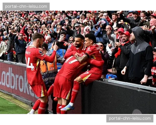 英超争冠白热化，数据模型显示阿森纳夺冠概率微弱领先利物浦